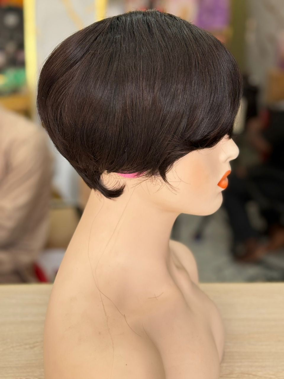 Perruque Coupe Pixie Courte Rouge - Cheveux Humains 100% - Lisse et Élégante
